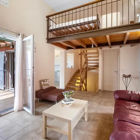 Scorpina Айос-Никитас